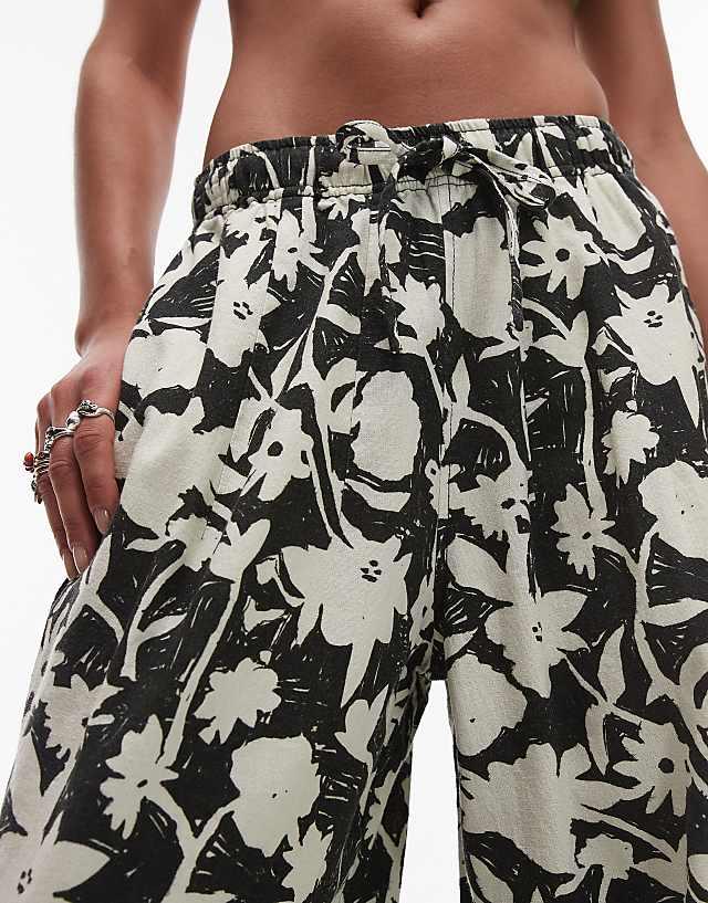 Topshop Linen Balloon Trouser In Mono Floral
