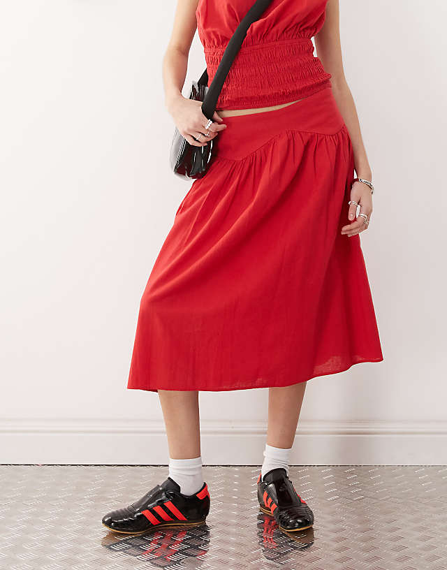COLLUSION Linen Look Drop Waist Midi Skirt Co-ord In Red - RED