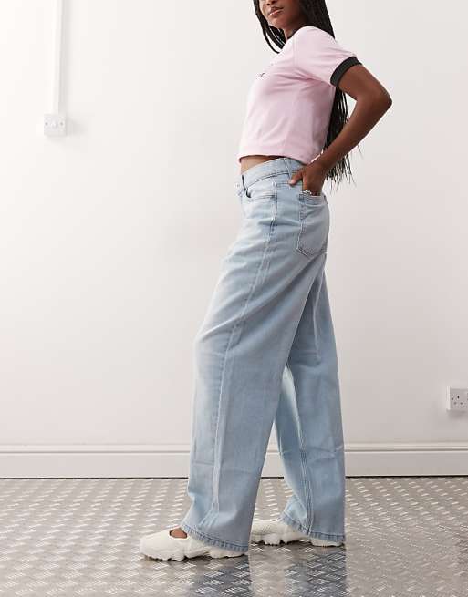 COLLUSION X014 Mid Rise Antifit Jeans In Lightwash