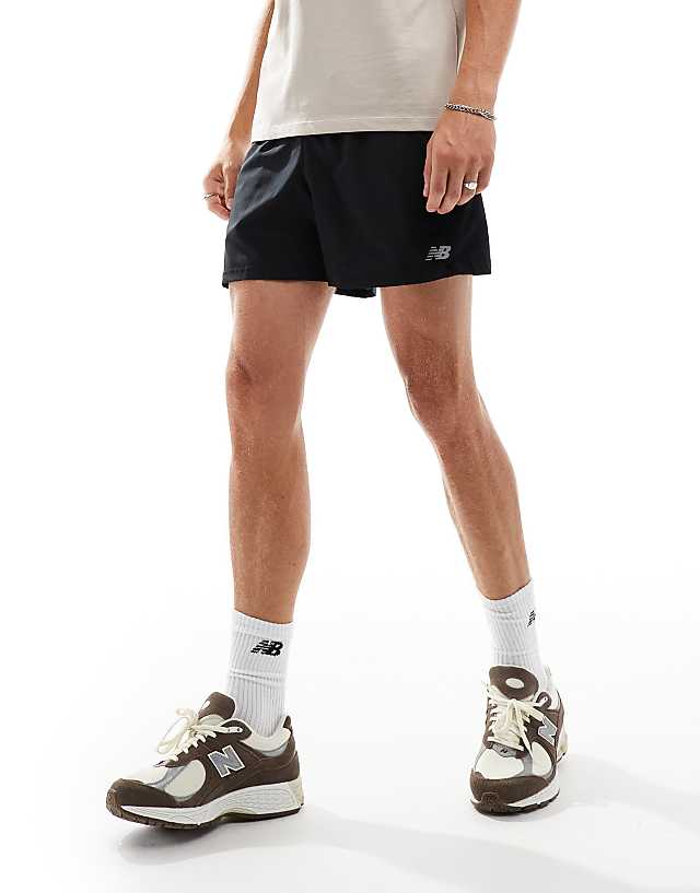 New Balance Sport Essentials Lined Short 5" In Black