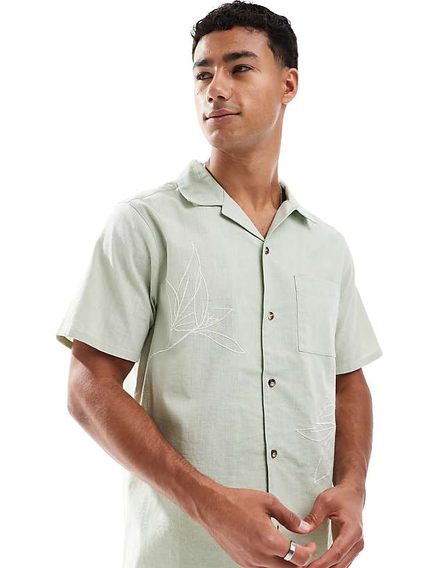 New look leaf embroidered linen blend revere shirt in sage green