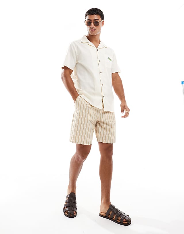 New Look Olive Embroidered Linen-look Revere Shirt In Off White