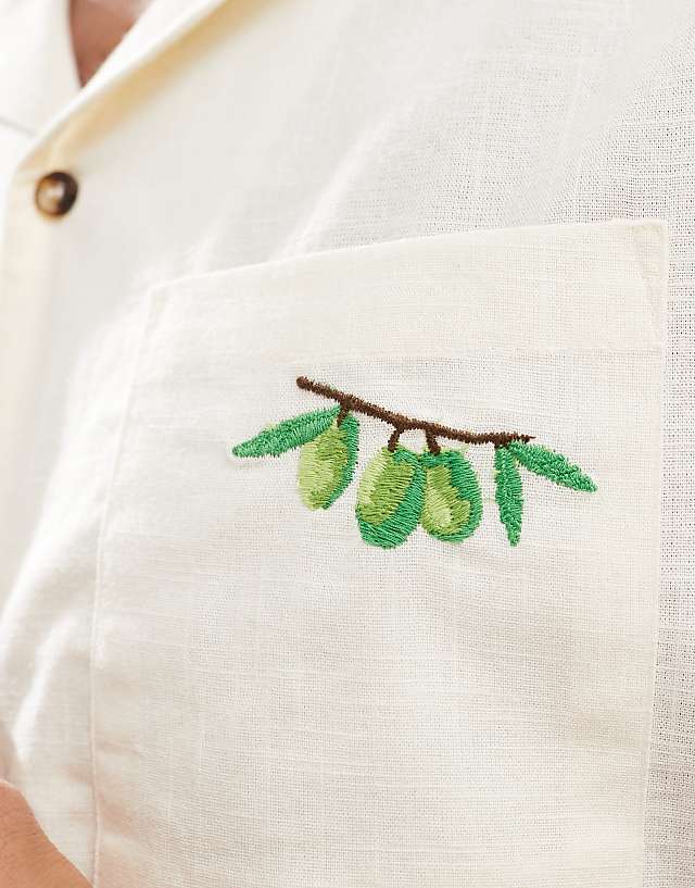 New Look Olive Embroidered Linen-look Revere Shirt In Off White