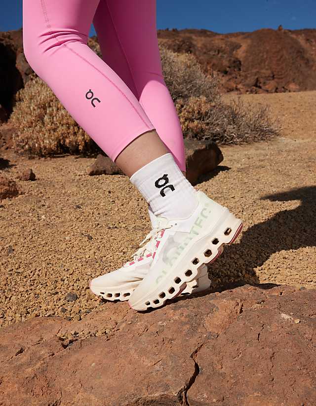 ON Cloudmonster Running Trainers In White And Lime Green
