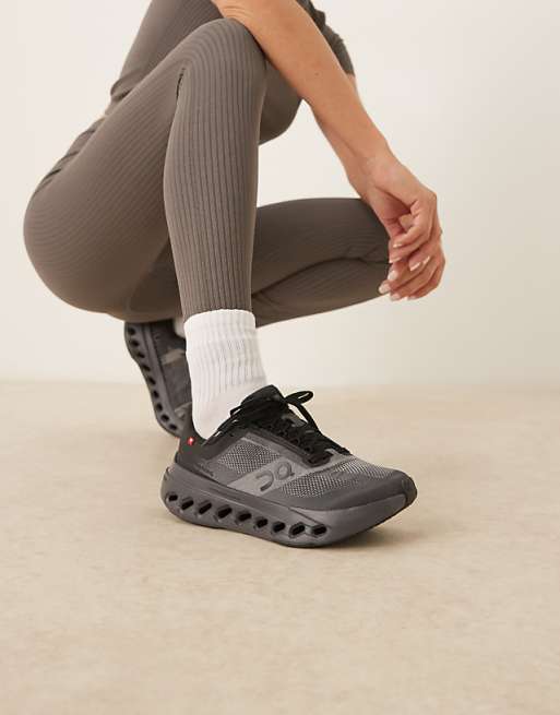 ON Cloudsurfer Next Running Trainers In All Black