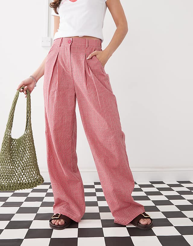 Reclaimed Vintage Baggy Tailored Linen Look Trouser In Red Gingham