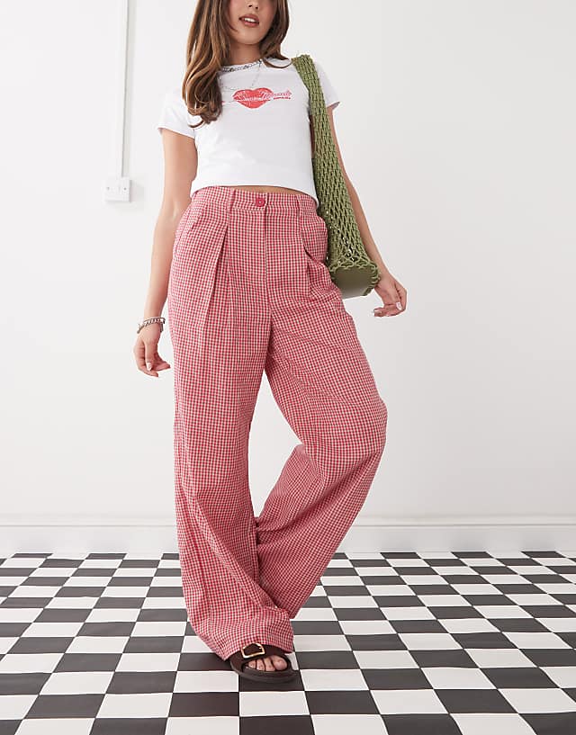 Reclaimed Vintage baggy tailored linen look trouser in red gingham