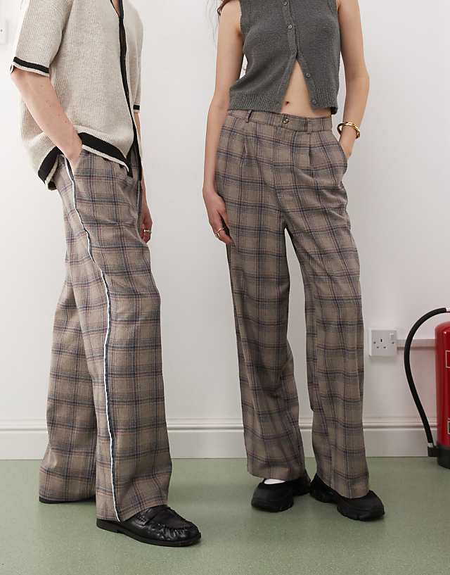 Reclaimed Vintage Unisex Wide Leg Trouser In Brown Check