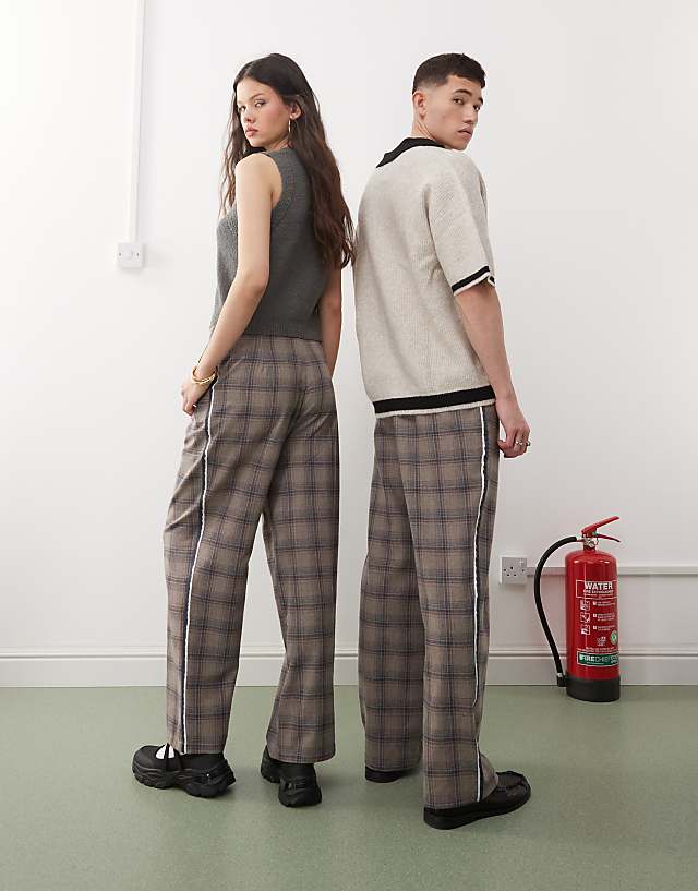 Reclaimed Vintage Unisex Wide Leg Trouser In Brown Check