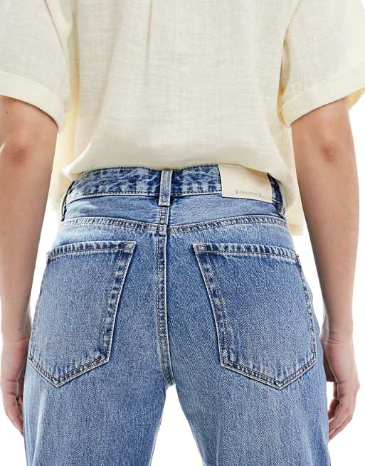 Stradivarius D92 Denim Straight Jeans In Medium Wash
