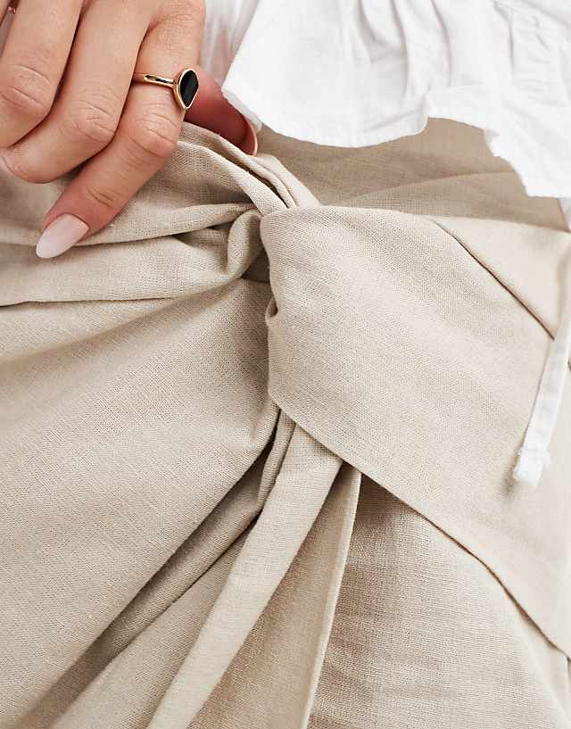 Stradivarius Linen Blend Skort With Twist In Natural