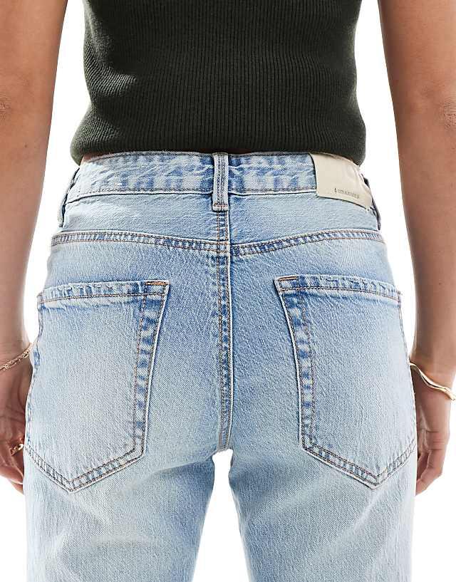 Stradivarius Petite D98 Straight Leg Jeans In Light Blue Wash