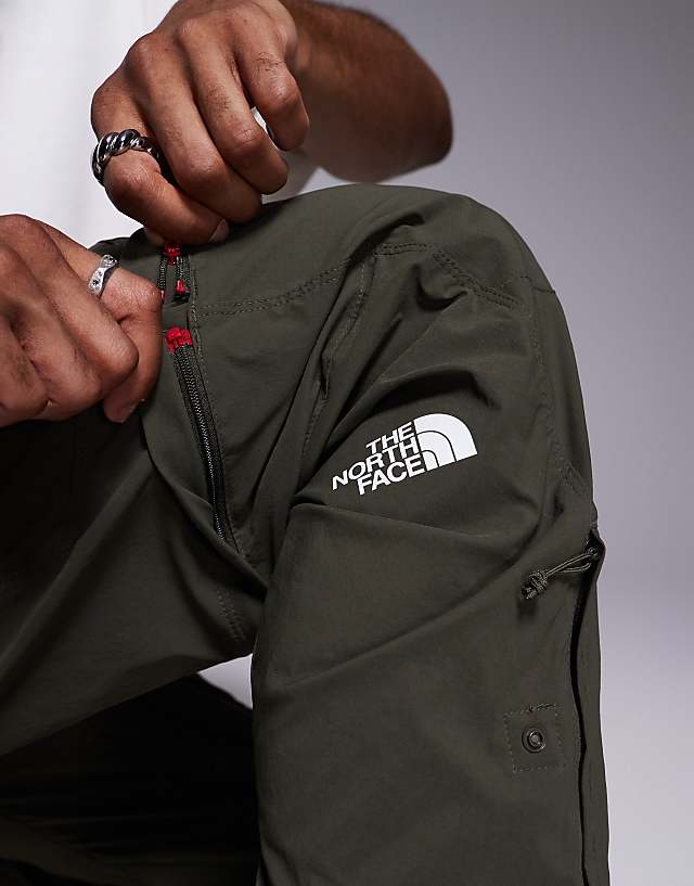 The North Face Exploration Trousers In New Taupe Green