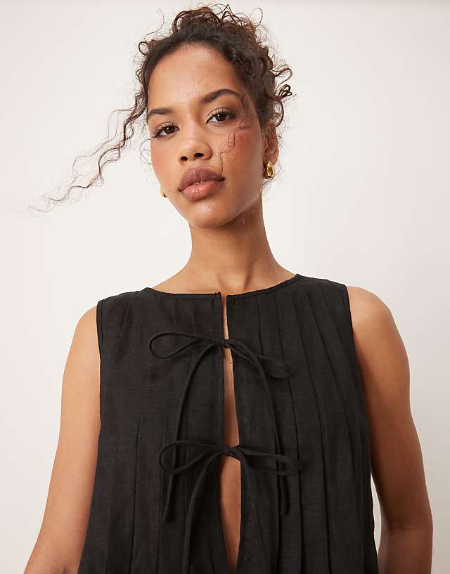 VRG GRL Valeria Tie Front Linen Mini Dress In Black