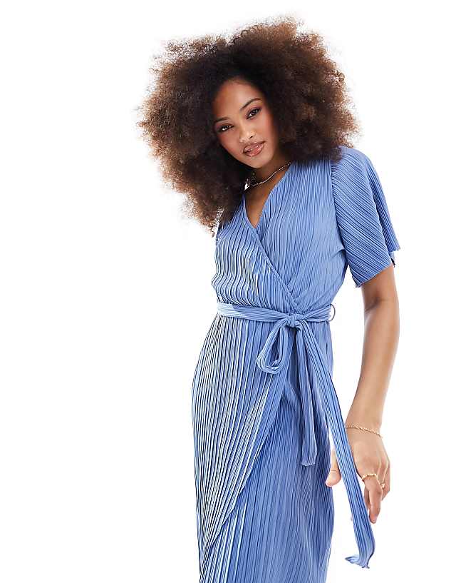 YAS Bridesmaid Plisse Wrap Midi Dress In Blue - LBLUE